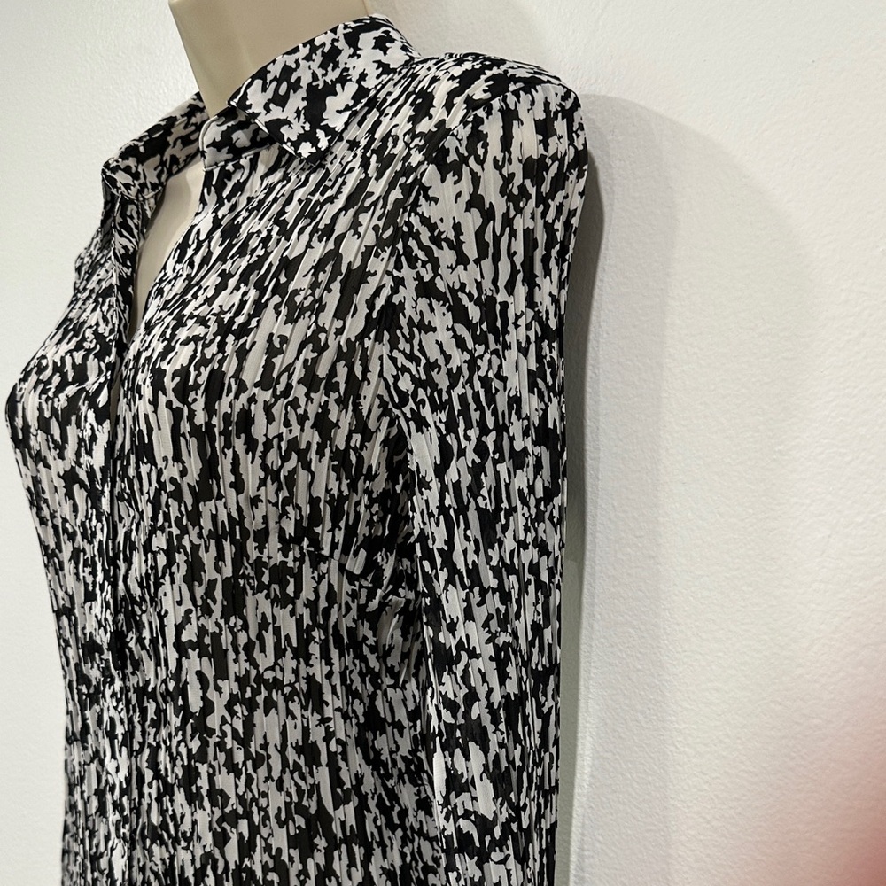 Laura Ashley Monochrome Patterned Button Down Shi… - image 10